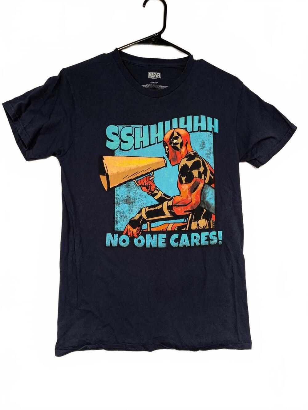 Marvel Deadpool Comic Graphic T Shirt Funny Meme Slogan No One Cares Mens Small